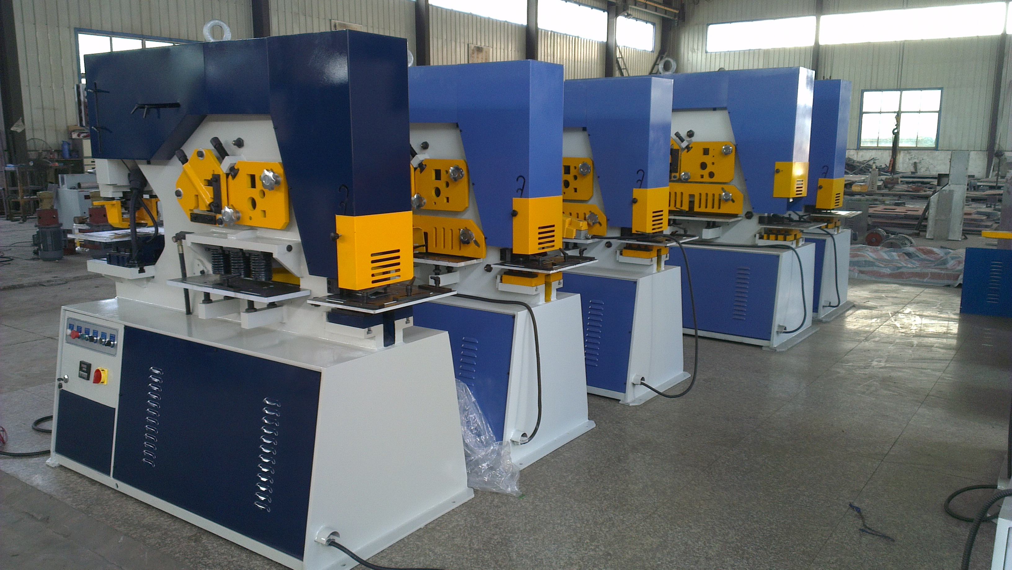 Hydraulic Press Machine Q35Y-16 by Lifeng