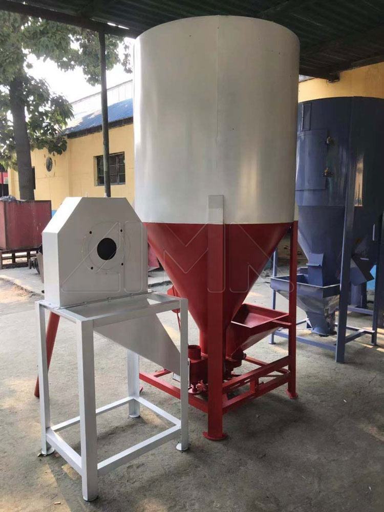 Self Suction Animal Grains Feed Crusher And Mix Powder Feed Hammer Mill