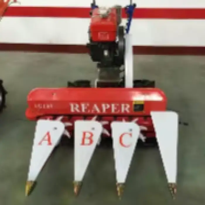 Crop Reaper Harvester Machine