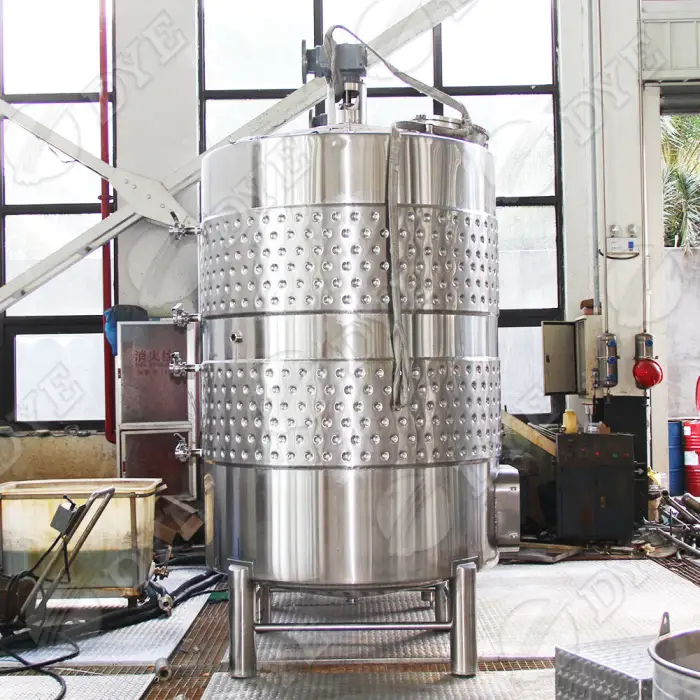 DYE Wine Brewing Equipment Jacketed Wine Fermenter Cold Brew Stainless Steel 304 Red Wine Tank