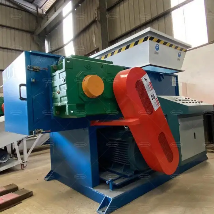 Single Shaft Shredder Machine PP PE PVC Hard Pipe Shredder Waste Plastic Shredding Machine