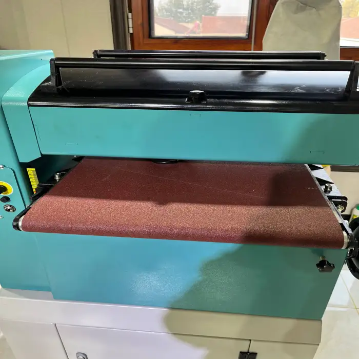 Woodworking Machinery Automatic Wood MDF Wide Belt Brush Sanding Machine Sander for Wood Door Cabinet Wood Furniture