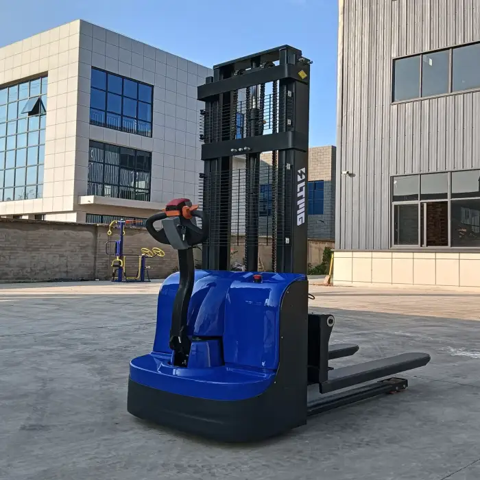 2 ton Walking type stacker with 4.5m Lifting Height