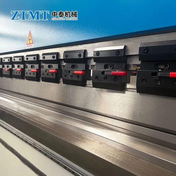 ZTMT Automatic High Efficiency NC Press Brake Machine 250T/2500mm 42CrMo Die New CNC for Aluminum Processing