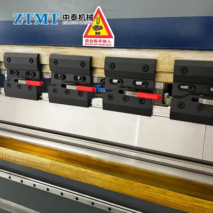 40T NC Press Brake Sheet Metal Bending Machine 1600mm 2000mm 2500mm Fully Automatic Synchronized for Construction Industries