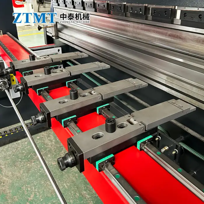 300T 4200 4 Axis CNC Sheet Metal Bending Machine DA53T DA58T Hydraulic CNC Press Brake Machine