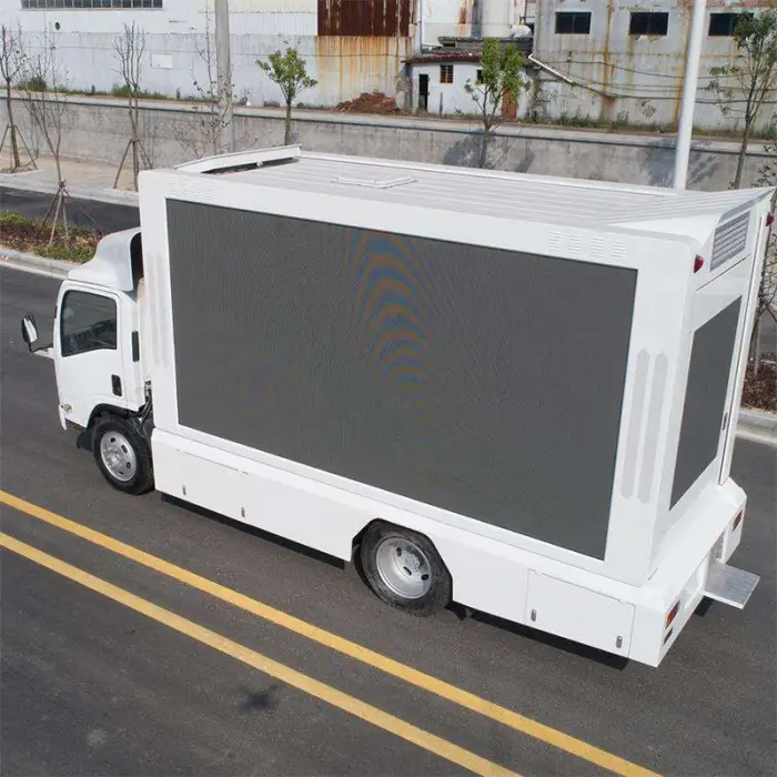 7.5 Meters Long Mobile LED Truck for 3 Sides Screen Mobile LED Vehicles Mobile Advertising Equipment Mobile LED Truck Body