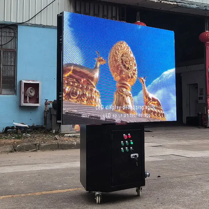 Model CRS150 Creative Rotating Three Sides Screen Mobile Led Trailer