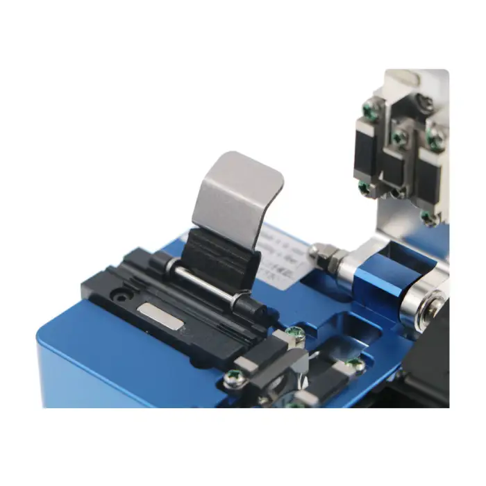 FCST220111 High Precision Optical Fiber Cleaver Tool for FTTH Network Fiber Cutting and Cold Connection Cable Used Feature