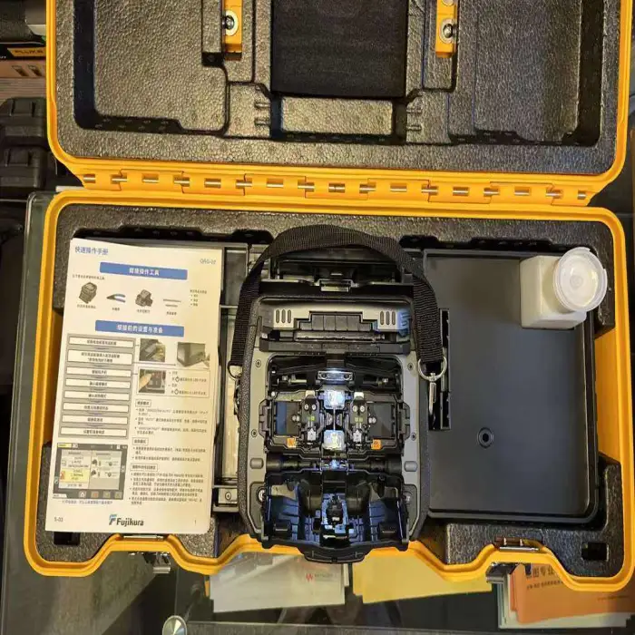 Fujikura 88S+ Optical Fiber Fusion Splicer