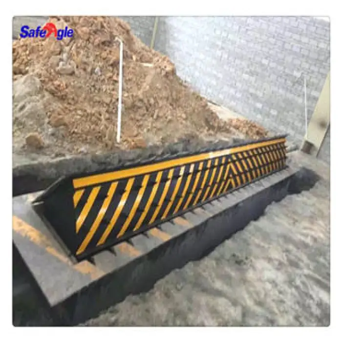 Safeagle Automatic Anticrash Hydraulic Heavy Duty Road Blocker System Price to Stop Unlawful Car