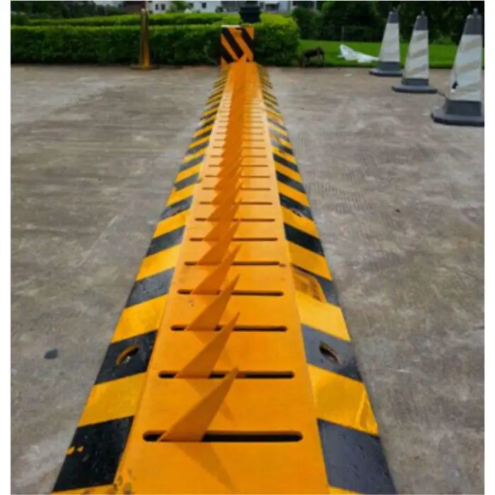 Safeagle Traffic Spikes Barrier Vehicle Entrance Road Blocker Hydraulic Automatic Tire Killer