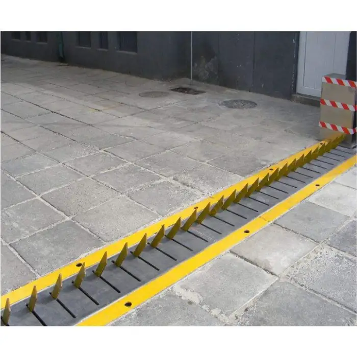 Safeagle Traffic Spikes Barrier Vehicle Entrance Road Blocker Hydraulic Automatic Tire Killer