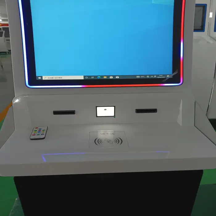 Source Factory Hot Selling 27 Inch Curved Self-service Payment Terminal Station Airport Self Service Ticket Dispenser Kiosks