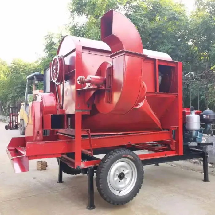 The Produces Red Roasted Grain Indian Harvesters and Peelers