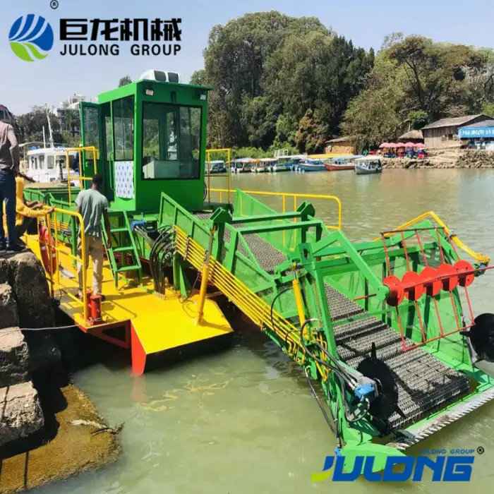 Self-propelled Buoyant Aquatic Vegetation Cutting Harvester Machine