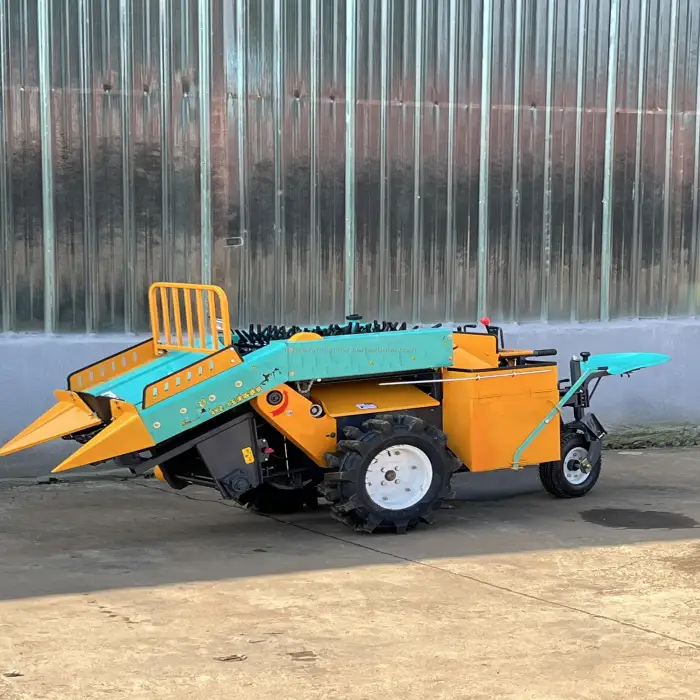 Self-propelled Corn Harvester Maize Harvesting Machine