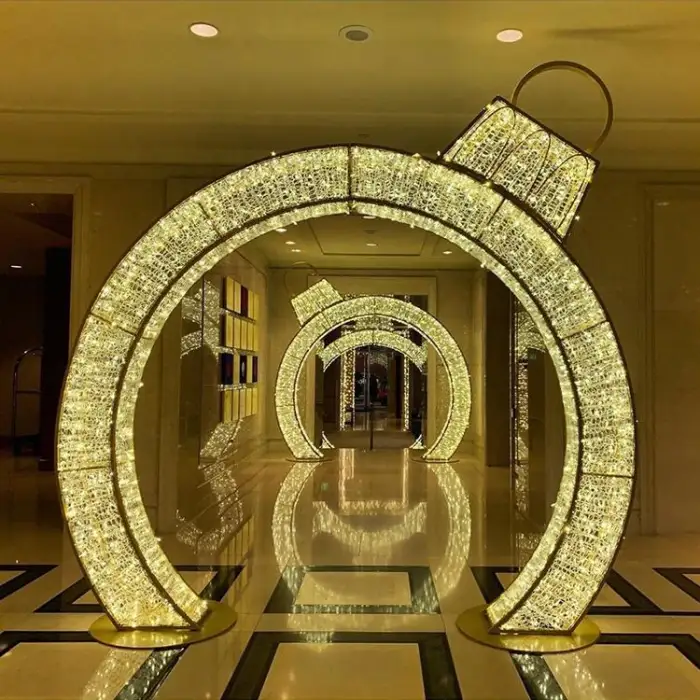 Outdoor IP65 LED Ball Ring Motif Lighting Arch PVC Illuminated Christmas Arch for Shopping Mall Holiday Decorations Landscape