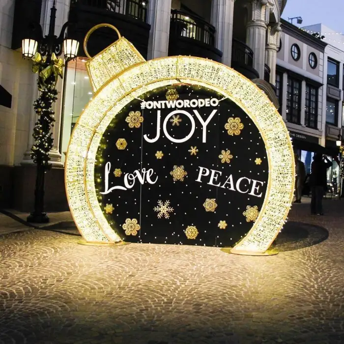 Outdoor IP65 LED Ball Ring Motif Lighting Arch PVC Illuminated Christmas Arch for Shopping Mall Holiday Decorations Landscape