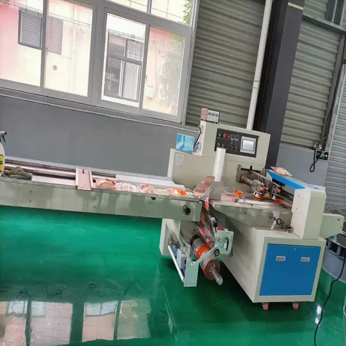 Stainless Steel 304 Automatic Pillow Packing Machine Food Industry Machinery