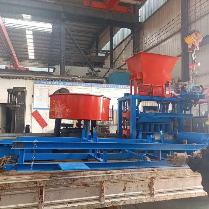 Model Semi Automatic Brick Making Machine