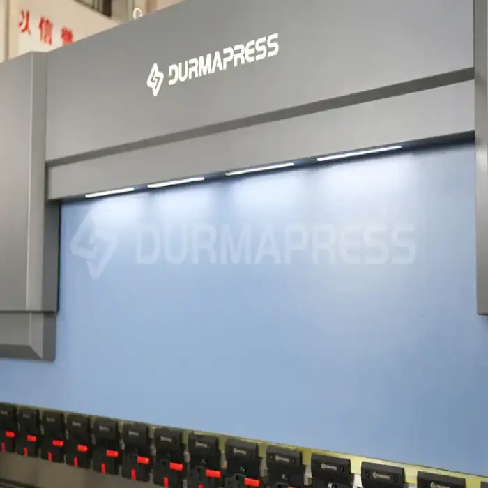 Efficient and Intelligent Synchronous 135T 3200 DA41T Smart Hydraulic CNC Press Brake Machine