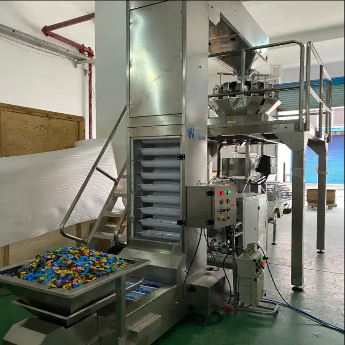 SUS304 Automatic Nuts Chips Corn Puffed Food Packing Machine Cashew Nuts Filling and Packaging Machine