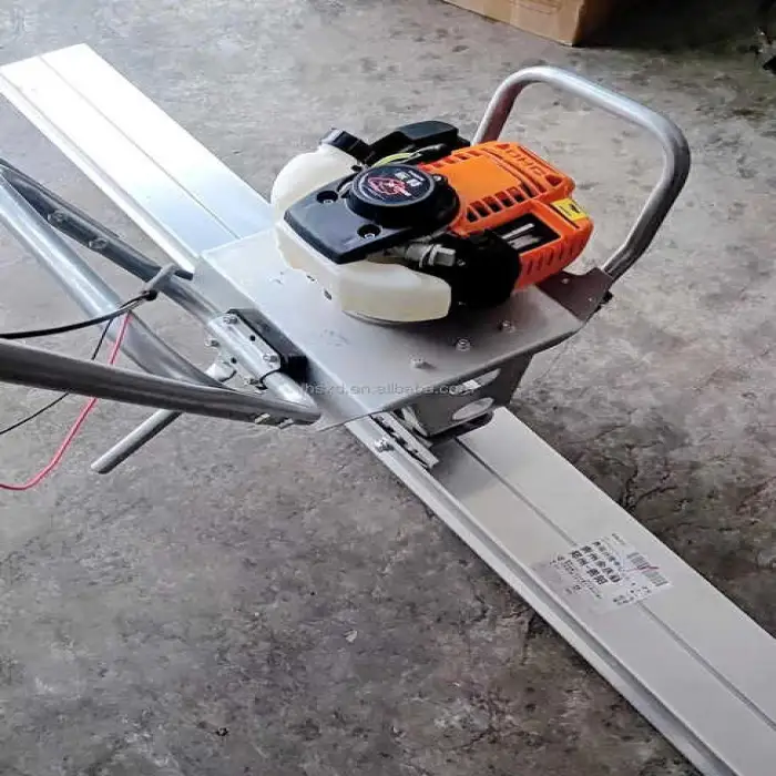 Concrete Vibrating Ruler Cement Road Gasoline Leveling Machine Concrete Large Horse Force Shaker