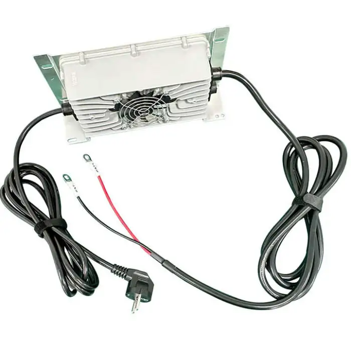 72V/15A Battery Charger for Outdoor Solar  Energy Storage Electric Vehicles Bike Car Power