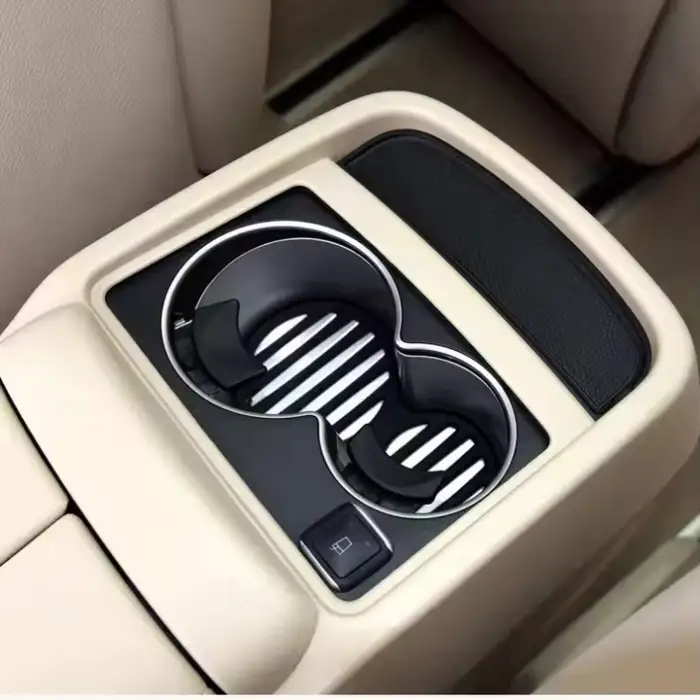 Multifunctional Armrest Box  and Cold Cup Holder Car Cup Holder Cooling and Heating Car Cup Holder for Vitovclass