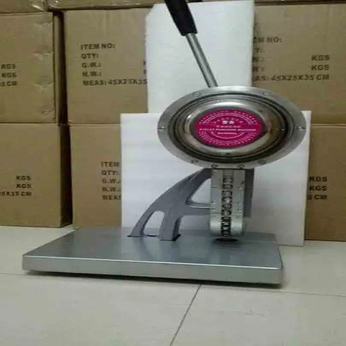 Manual Eyelet Punching Machine Eyelet Making Machine Curtain Eyelet Punching Machine With 10 mm Hole Size