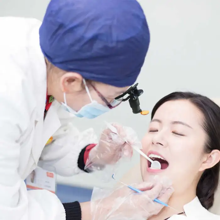 Safebond Electric Headlight Clip Plastic Oral Therapy Equipment & Accessory Safe and Convenient Use