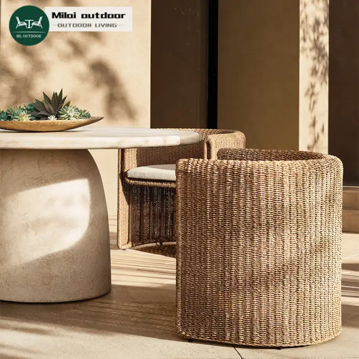 Modern Style Rattan Garden Furniture Outdoor Dining Table and Chairs Lounge Set for Living Room or Courtyard