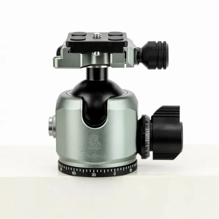 Heavy Duty Tripod for Camera All Terrian Carbon Fiber Tripod Stand for Dslr Camera Portable Photography Photographic Tripod