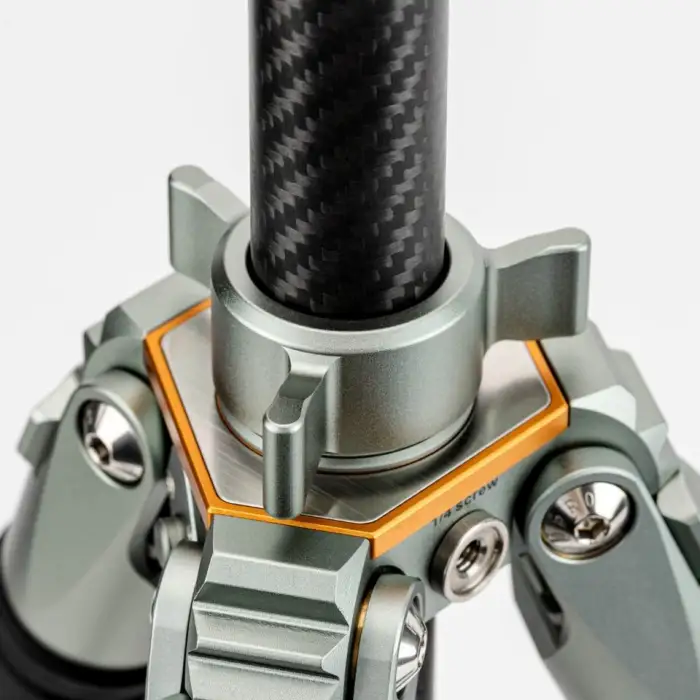 Heavy Duty Tripod for Camera All Terrian Carbon Fiber Tripod Stand for Dslr Camera Portable Photography Photographic Tripod