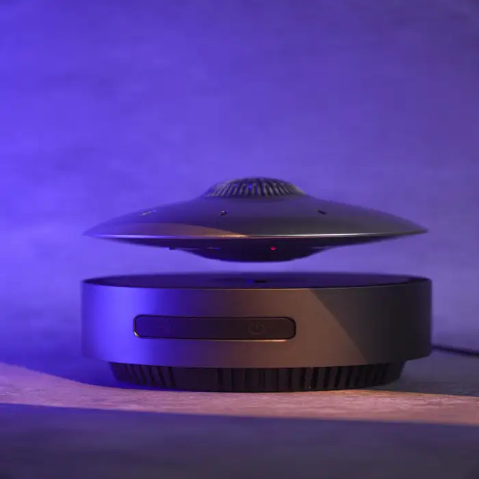 Portable Plastic Audio Player Parties Home Theater Mobile Phones DC Power Automatic Lift-Down Floating UFO Bluetooth Speaker