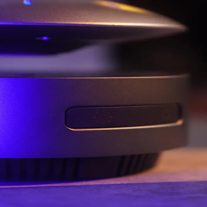 Portable Plastic Audio Player Parties Home Theater Mobile Phones DC Power Automatic Lift-Down Floating UFO Bluetooth Speaker