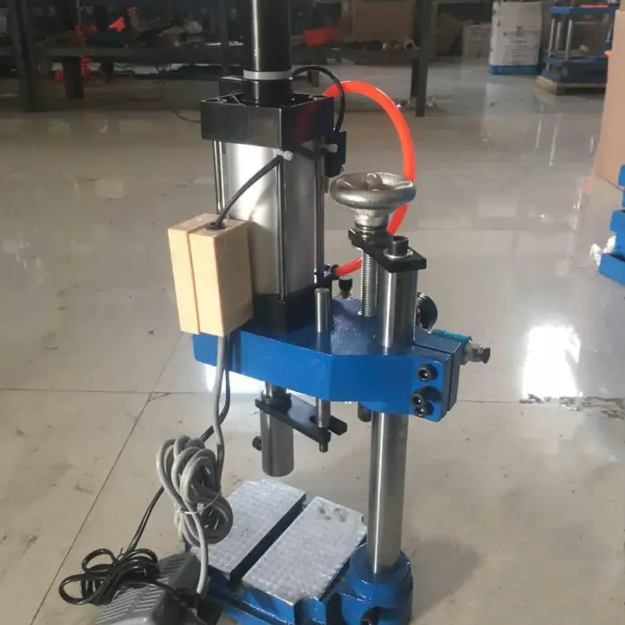 Pneumatic Punching Machine 500kg DT100 Type High Precision Riveting Punching Power Press Machine