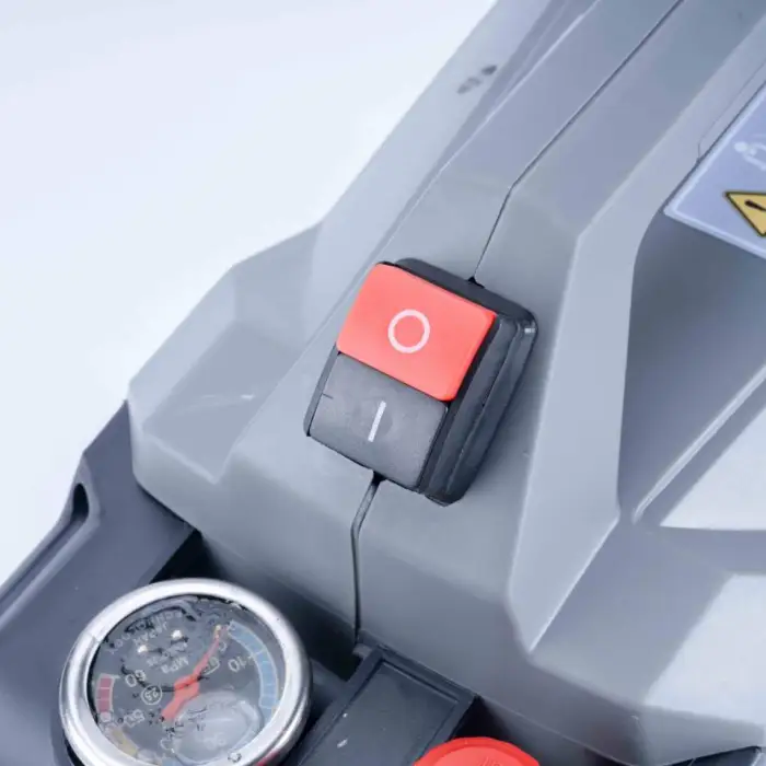 Portable High Pressure Washer 6 MPA 1100W Professional Cleaning Car Window Wash Machine Pressure Washer