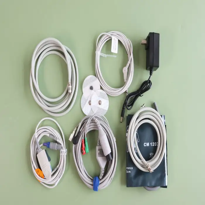 Portable Multiparameter Patient Monitor Vital Sign ECG Waveform Electric Power Source Made Plastic Examination Therapy Equipment