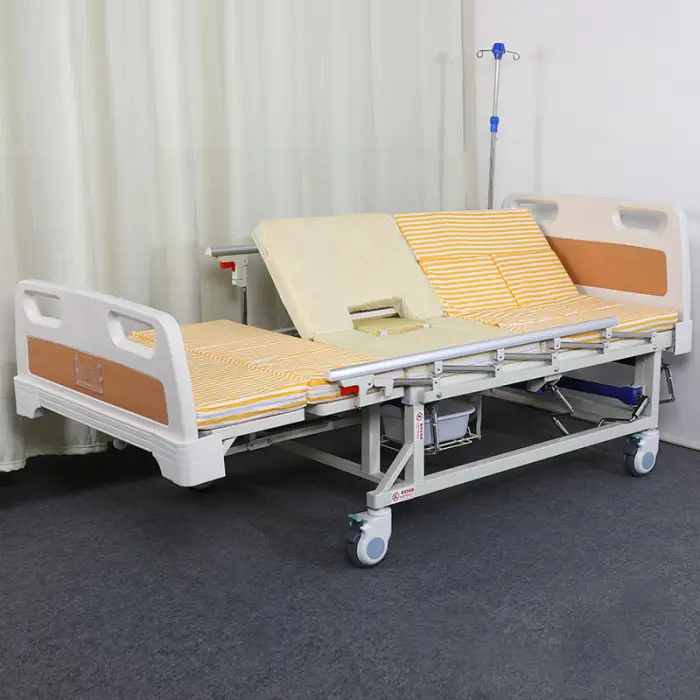 Hospital Bed Multifunctional Four Cranks Manual Home Care Beds with Shampoo Function Toilet/potty Function