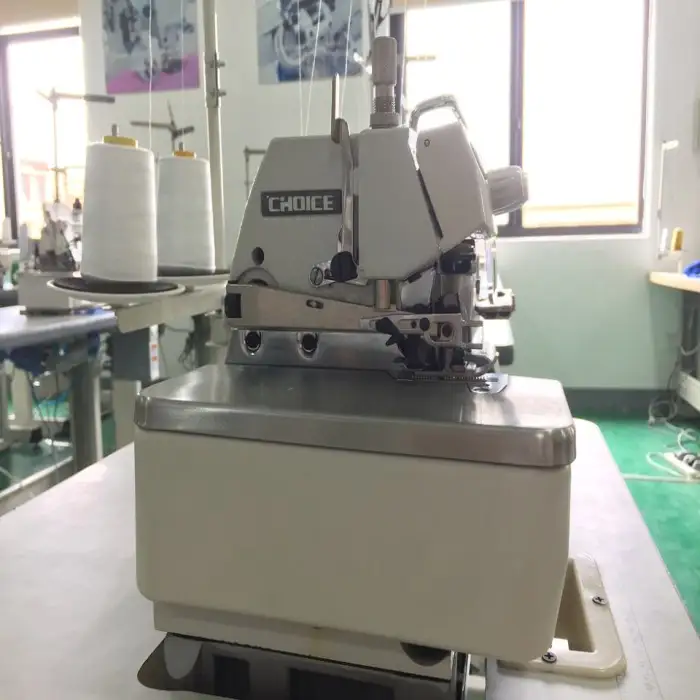 GC747 High Speed Drive Four Thread Overlock Sewing Machine Industrial