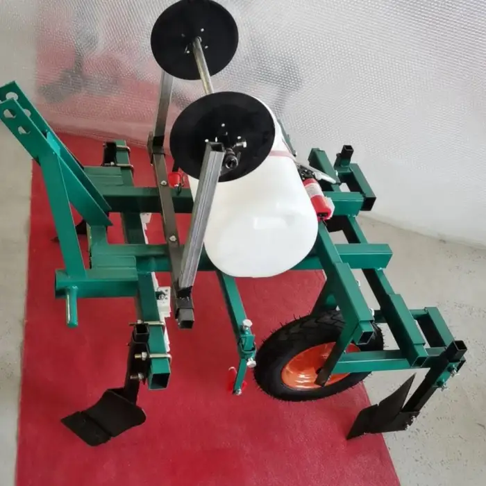 Agricultural Plastic Spraying Film Mulching Machine