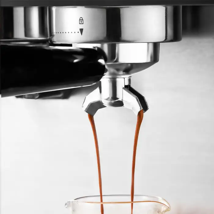 Cappuccino Latte Espresso Coffee Maker 20 bar Powerful Pressure Pump Electric Espresso Portable Coffee Machine with Milk