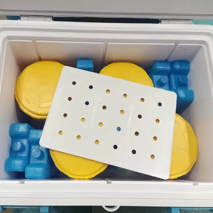 Blood Transport Box Biomedical Low Temperature Transport Refrigerator 12L Blood Transport Box