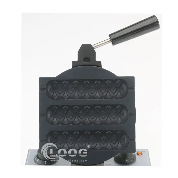 Nonstick Changeable Plate Electric Hotdog Waffle on a Stick Machine 110V 220V Commercial Dog Waffle Maker for Small Business