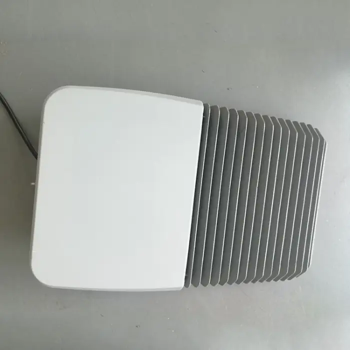 Outdoor LED Street Light IP65 80W/150W/200W High Brightness Flood Lights for Road Yard & Garden Lighting