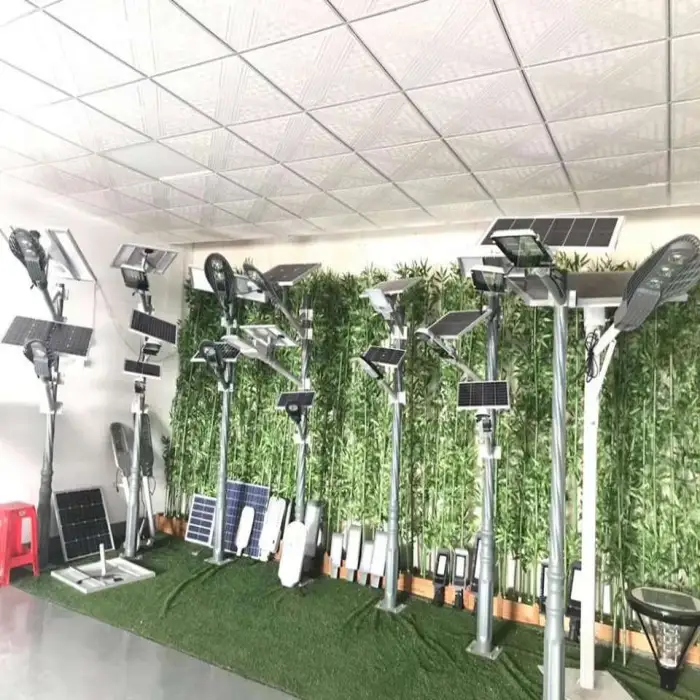 Solar Powered Panel Wifi Cctv Waterproof Battery Operated Outdoor Wireless Security Camera Street Lights with 4g Sim Card