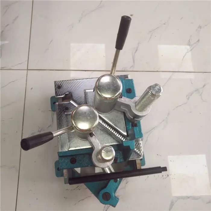 Automatic PVC Profile Cutter UPVC Window Door Machinery Aluminum Window Double Head Cutting Saw Machine