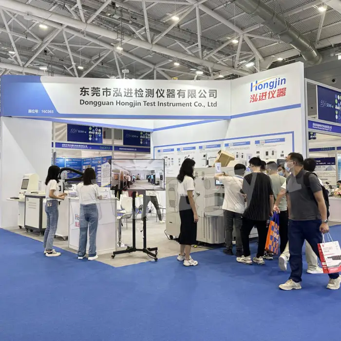 Hong Jin Reclaimed Rubber Refiner/Rubber Breaker Used Rubber Crushing and Processing Granule Equipment